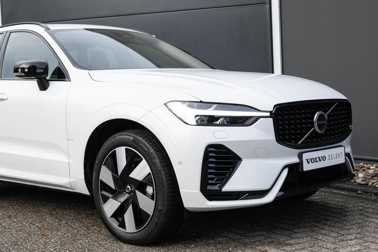 Volvo XC60 T6 AWD Automaat Ultimate Dark | Premium audio by Harman Kardon | Panoramadak met schuif-/kantelfunctie | Trekhaak semi-elektrisch | Verwarmbare Voor- En Achterstoelen | Verwarmbaar stuurwiel | 360 Graden Camera | Apple Carplay/Android Auto | Adaptieve 