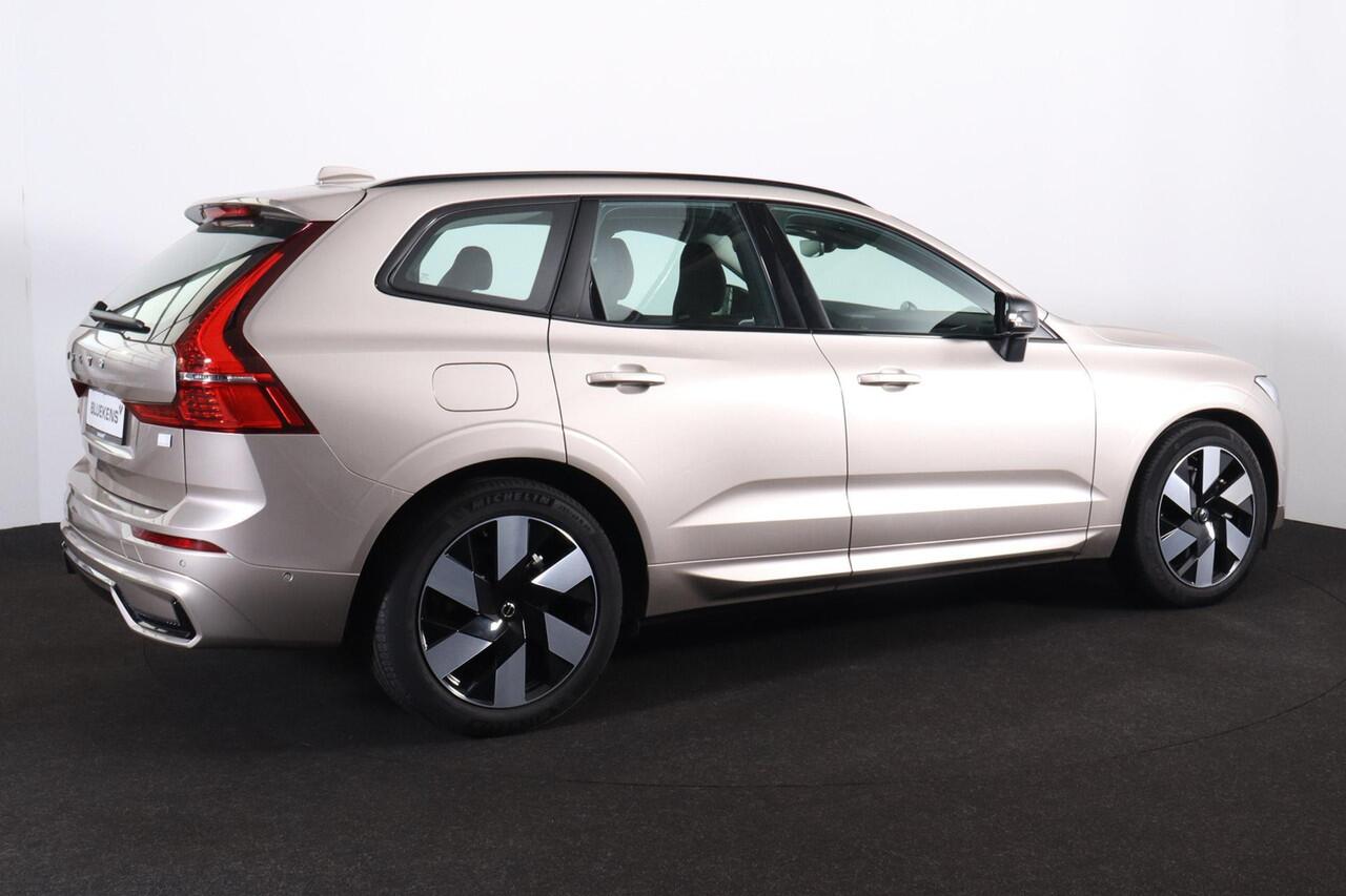 Volvo XC60 T6 Recharge AWD Ultimate Dark - Luchtvering - Panorama/schuifdak - IntelliSafe Assist & Surround - 360º Camera - Bowers & Wilkins audio - Verwarmde voorstoelen, stuur & achterbank - Parkeersensoren voor & achter - Elektr. bedienb. voorstoelen met geheugen