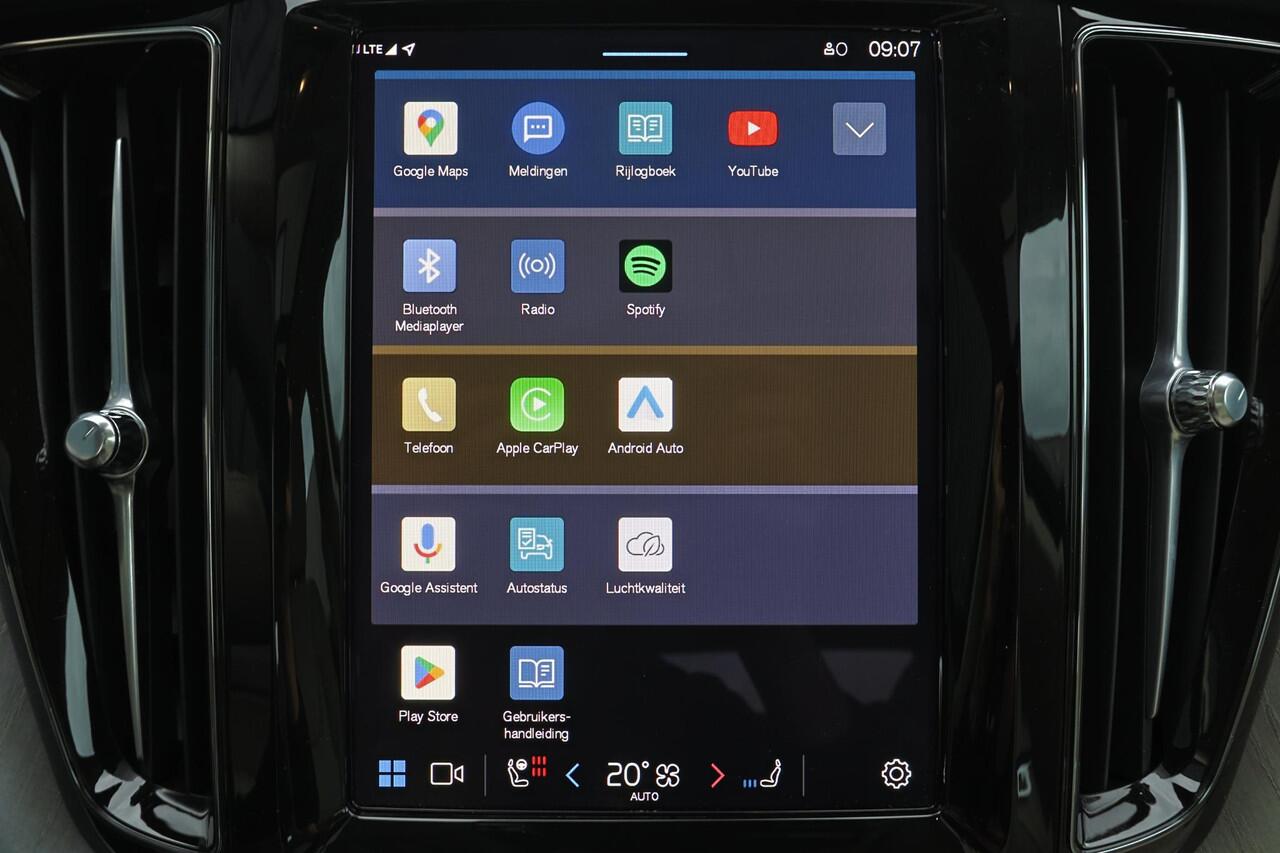 Volvo XC60 T6 Recharge AWD Plus Bright - Panorama/schuifdak - IntelliSafe Assist & Surround - Nappaleder - Stoelverwarming / -ventilatie - Parkeercamera achter - Parkeersensoren voor & achter - Elektr. bedienb. voorstoelen met geheugen - Draadloze tel. lader - Stand