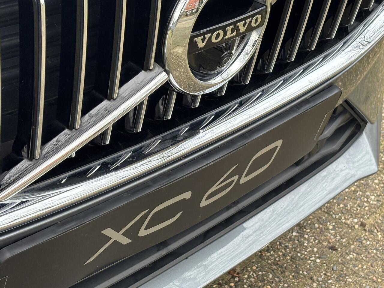 Volvo XC60 T8 AWD Inscription Luchtvering HeadUp Stoelventilatie DABPilot Assist 360