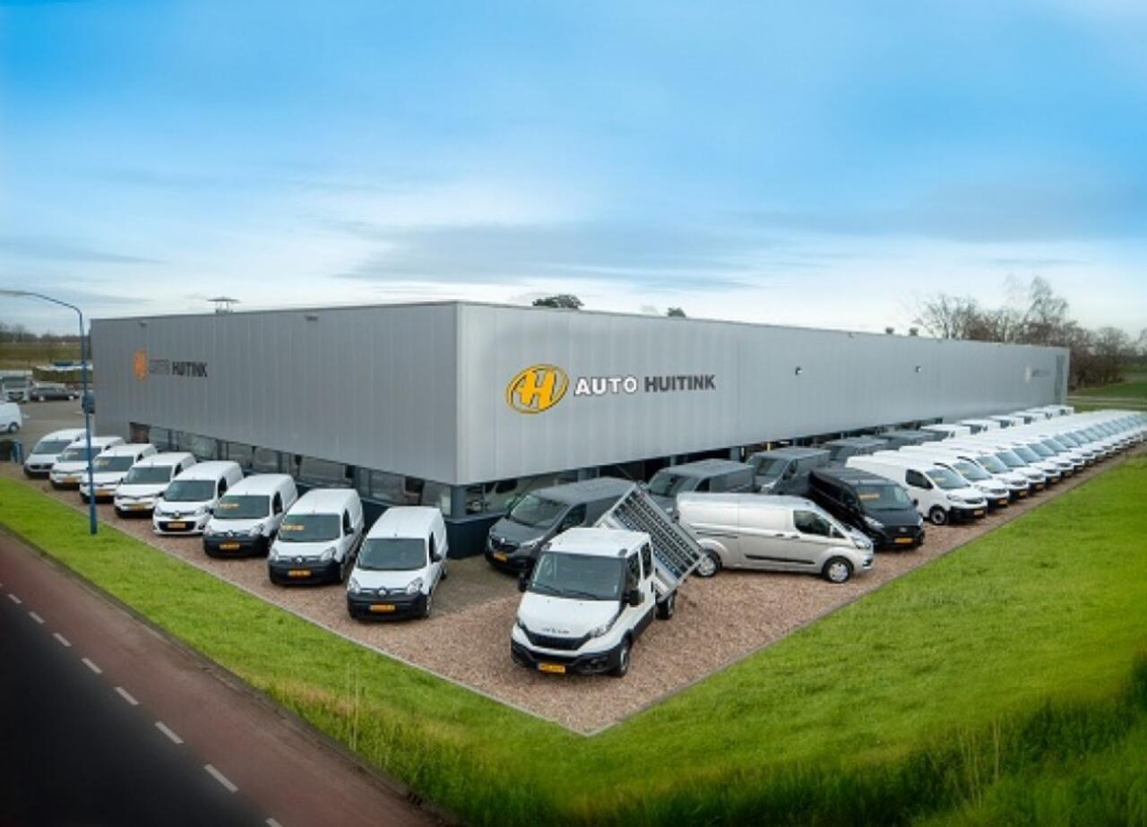 Volvo XC60 2.0 Recharge T6 AWD Inscription - Pan dak - leer - stoel/stuurv