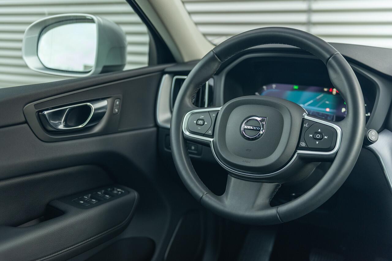 Volvo XC60 T6 Aut. Long Range Inscription Leder Parkeercamera CruiseControl 350pk