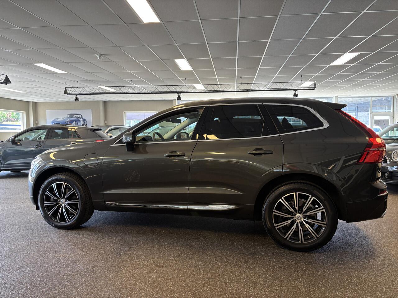 Volvo XC60 T8 AWD / Panodak / Leer / BLIS / full LED / Apple Carplay / Camera / Adapt Cruise / Pilot ass - Elek Trekhaak -