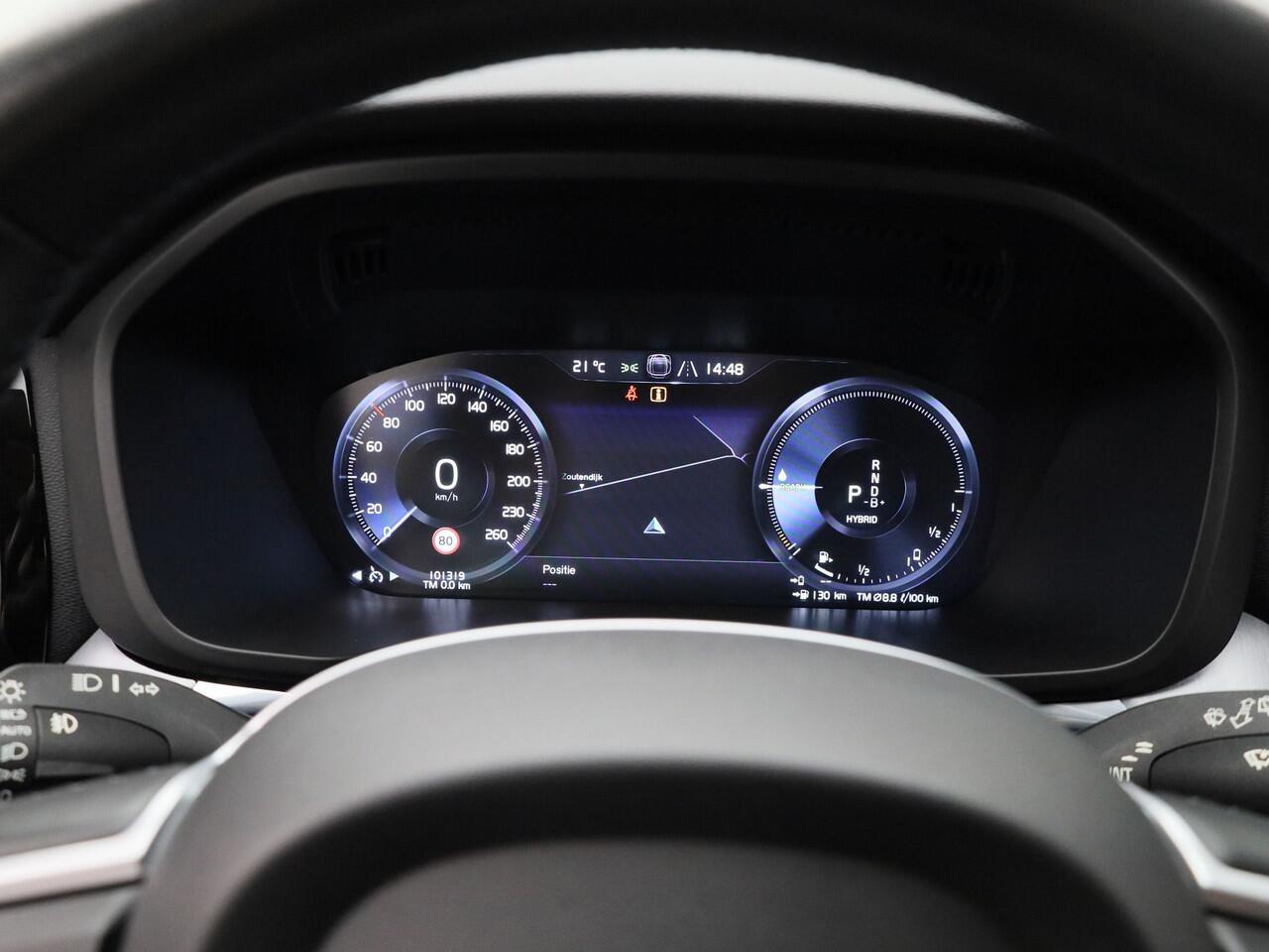 Volvo XC60 2.0 Recharge T6 AWD Business Pro | PANO | 360° | KEYLESS