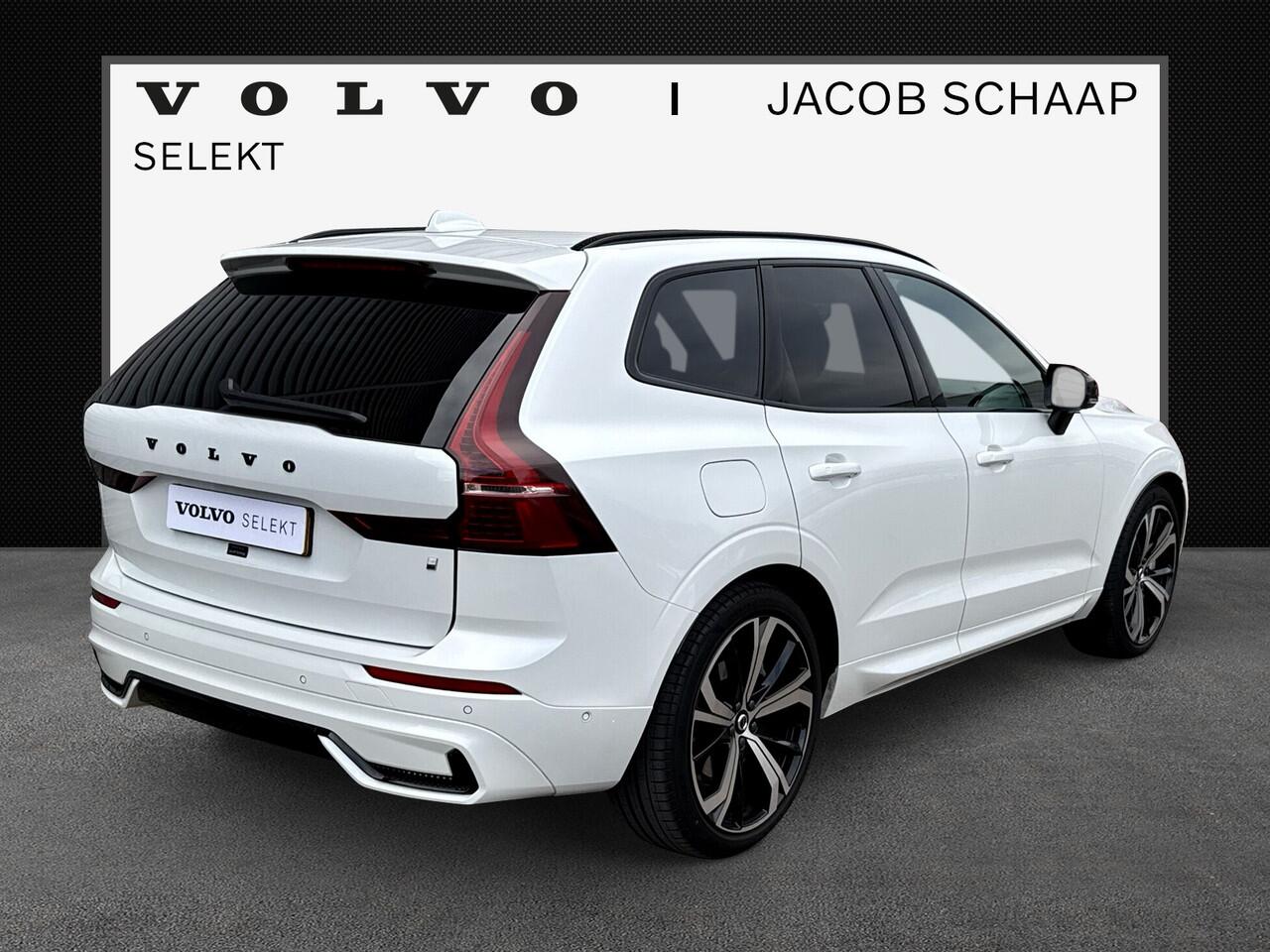 Volvo XC60 T6 350 PK Plug-in hybrid AWD Ultra Dark / 360 camera/ Luchtvering / Black Sheep pakket /
