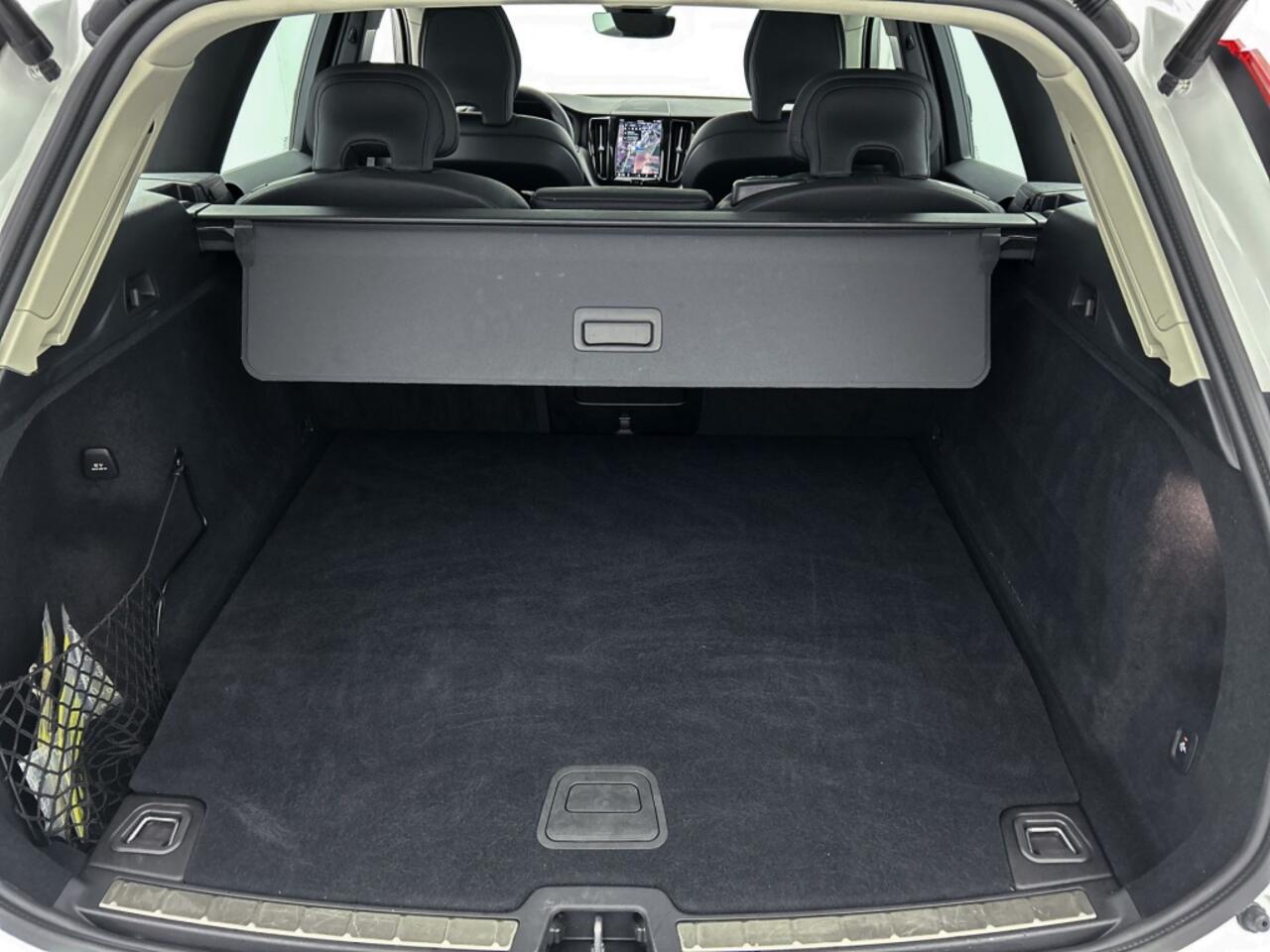 Volvo XC60 2.0 T6 AWD Ultra Dark | trekhaak