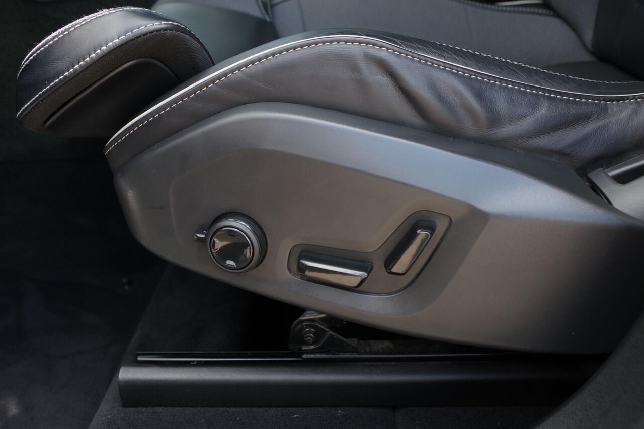 Volvo XC60 2.0 T8 AWD 409 PK Polestar Engineered PHEV, Panoramadak, Trekhaak, 360 Camera, H/K Sound, Winterpakket