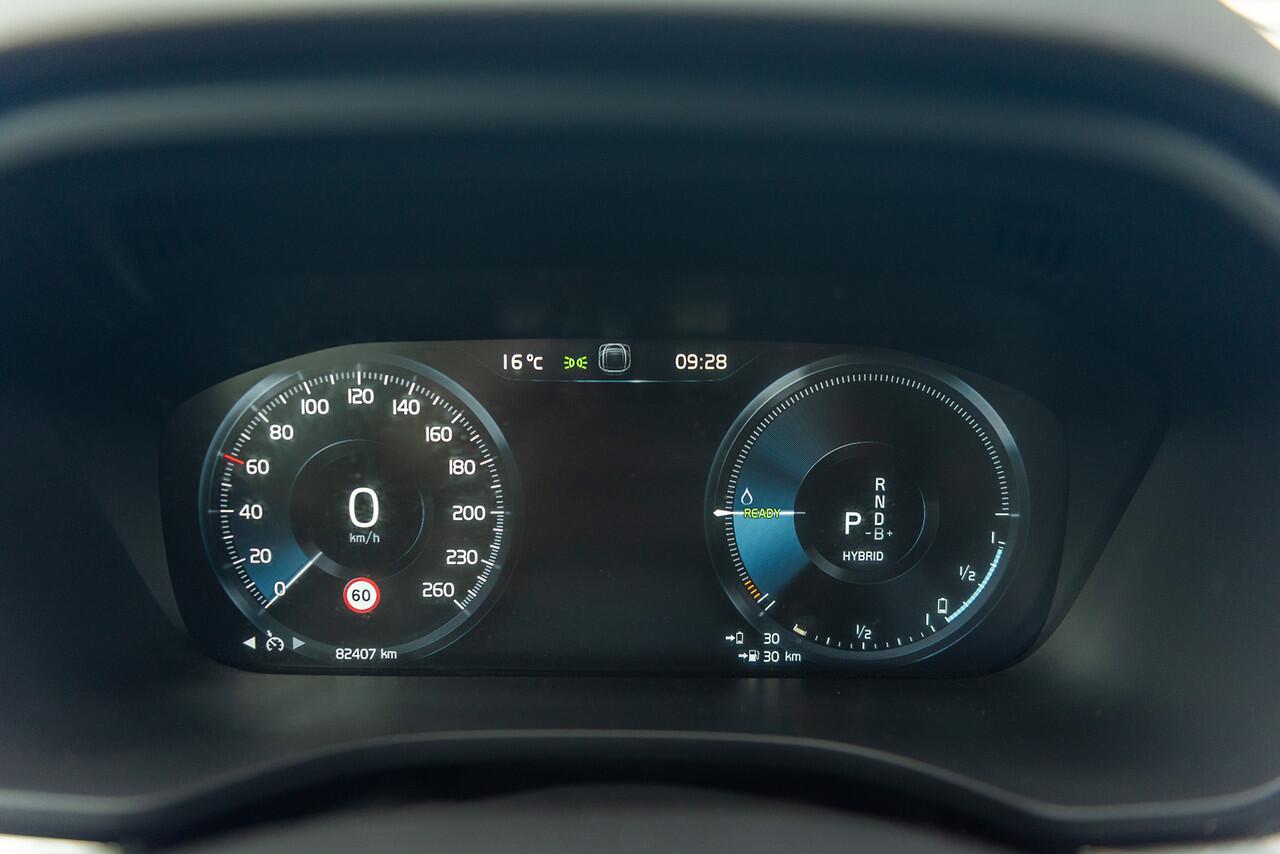 Volvo XC60 T6 Aut. Business Executive Leder Parkeercaemra 340pk