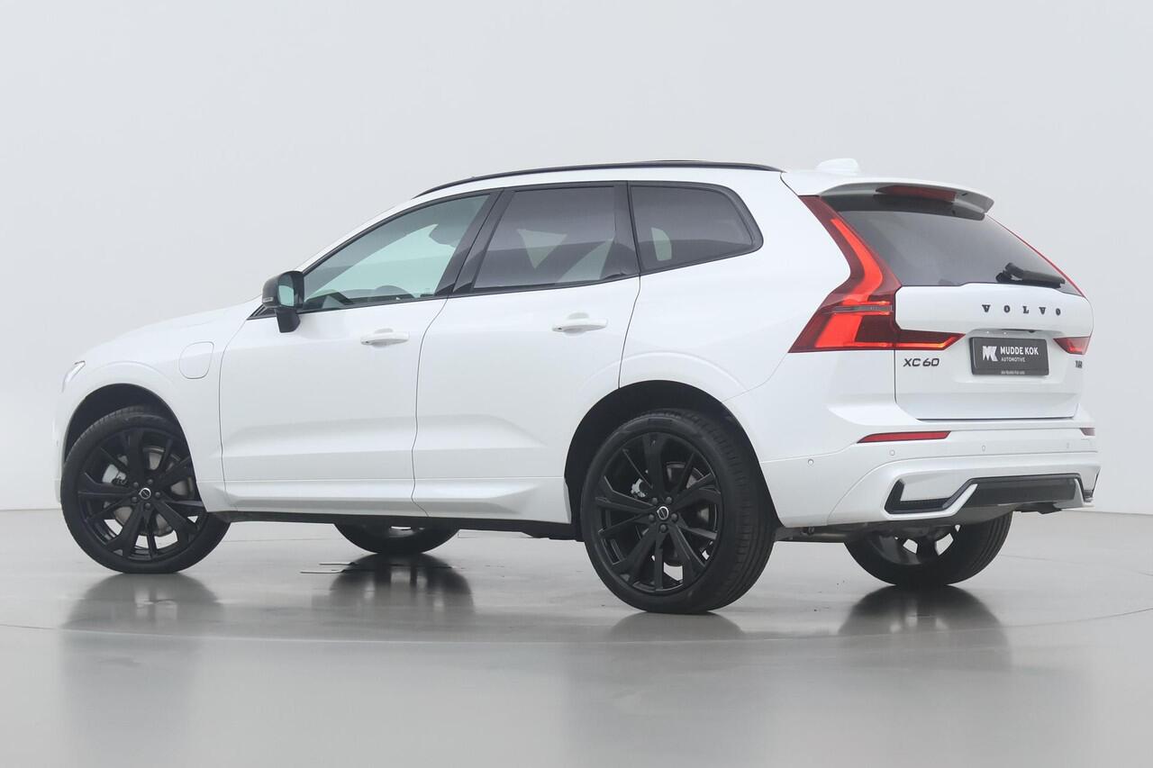 Volvo XC60 T6 Plug-in hybrid Ultra Black Edition | FACELIFT | Trekhaak | Head-Up | 21 Inch | ACC | 360° Camera | Panoramadak