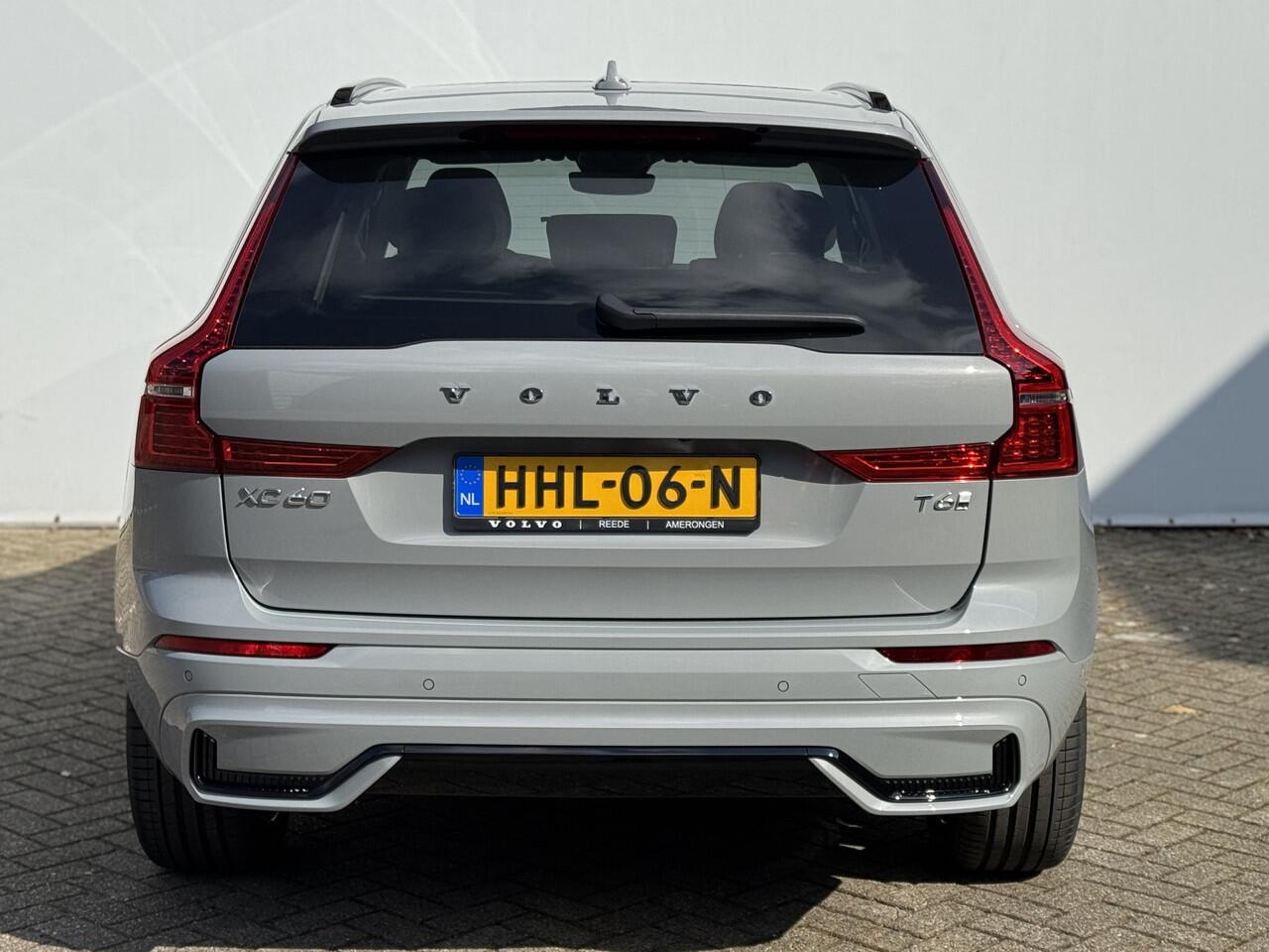 Volvo XC60 2.0 T6 Plug-in hybrid AWD Ultimate Dark Luchtvering | 21 inch wielen | Massage | 360 Camera