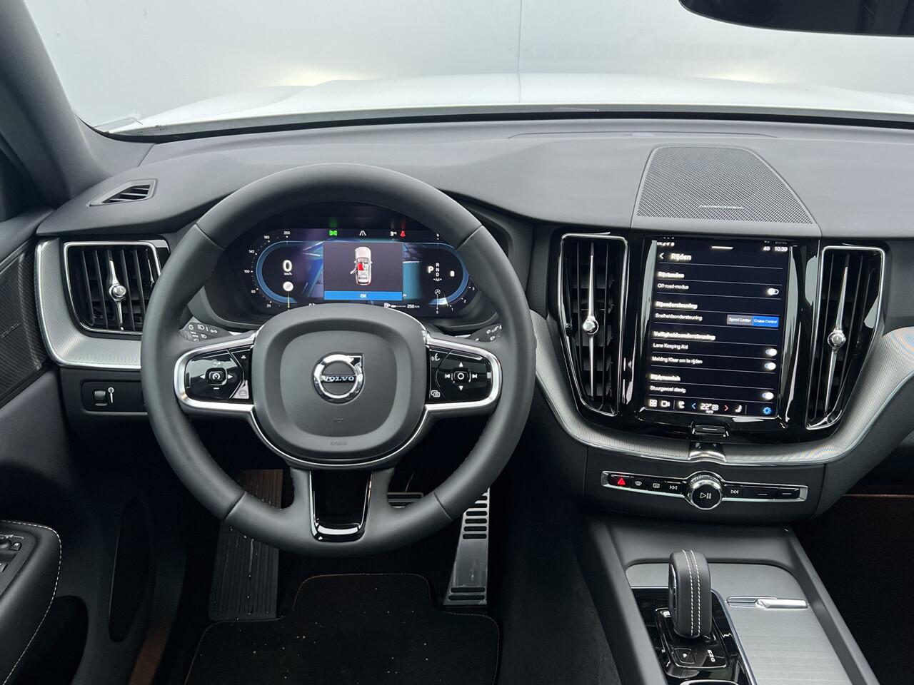 Volvo XC60 2.0 B4 R-Design | Pano | 360 Camera | Memory | Harman Kardon