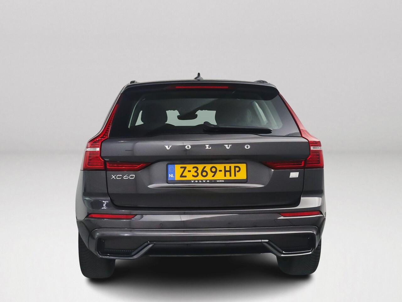 Volvo XC60 T6 Aut. Plug-in hybrid AWD Plus Dark | Panoramadak | 360° camera | Stoel- en stuurverwarming | Trekhaak