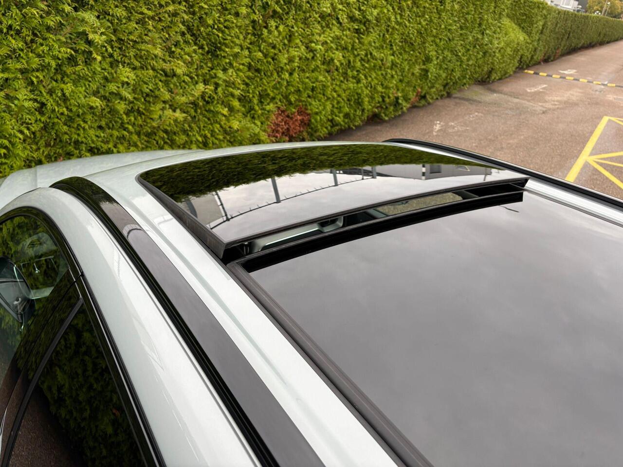 Volvo XC60 T6 Plug-in hybrid AWD Plus Dark