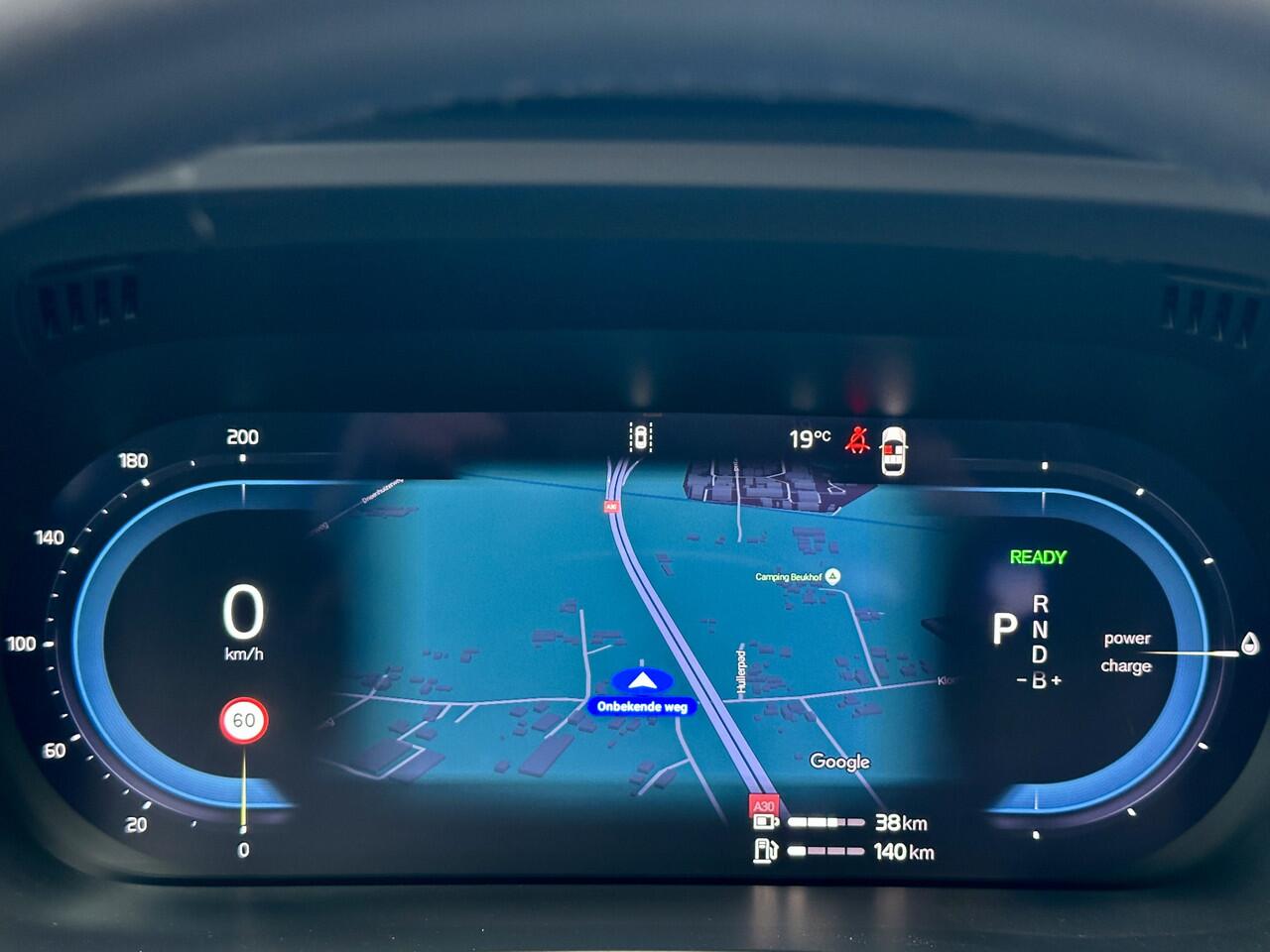 Volvo XC60 2.0 T6 Hybrid | AWD | Dark Label | Pamoramadak | Luchtvering | Apple Carplay | Stoelverw voor/achter | Incl BTW