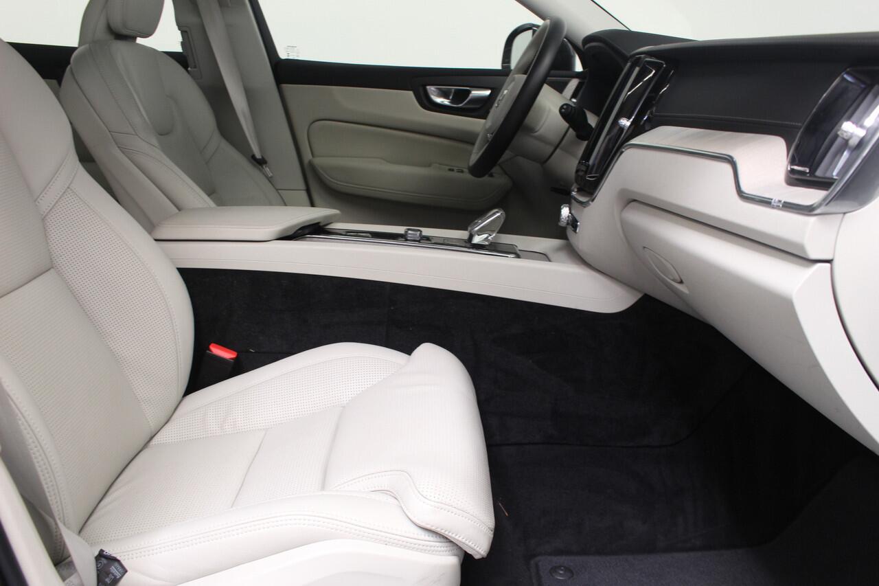 Volvo XC60 T6 Plug-in hybrid AWD Inscription | Rijklaarprijs | Long Range | Stoelventilatie |