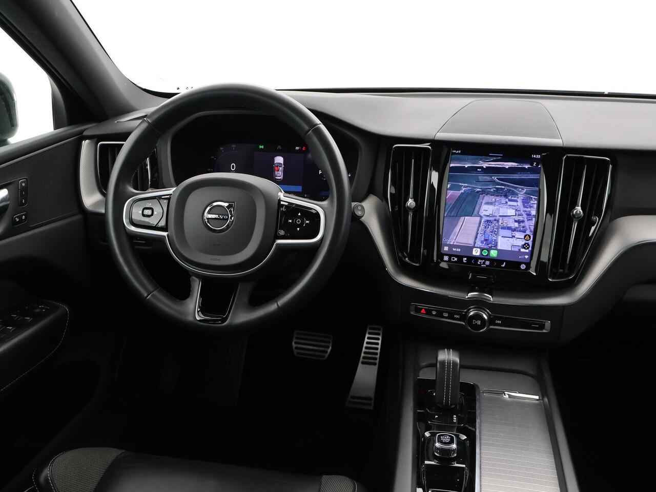 Volvo XC60 2.0 T6 PHEV 340 PK R-DESIGN + PANORAMA | STUUR/STOELVERW. | ADAPTIVE CRUISE