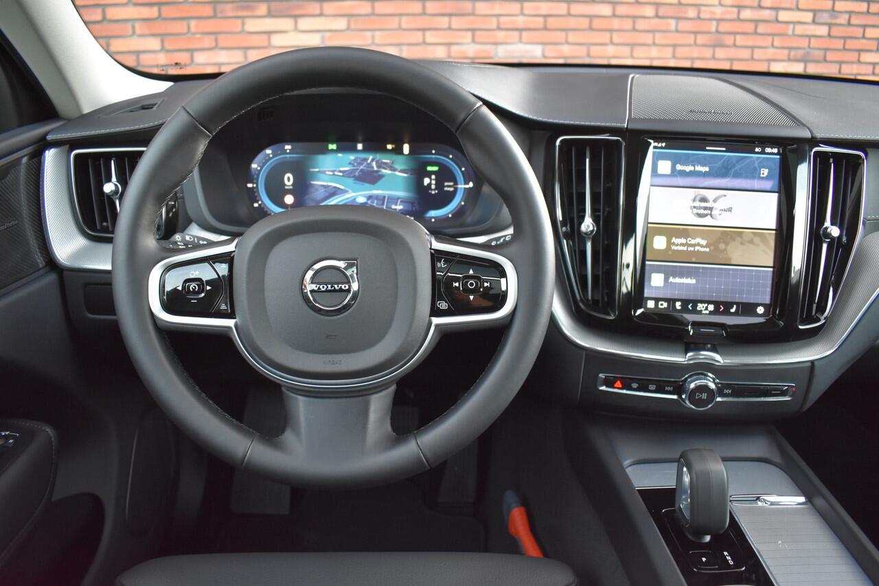 Volvo XC60 T6 350PK Plug-in hybrid AWD Ultra Dark | Trekhaak | 360 Camera |