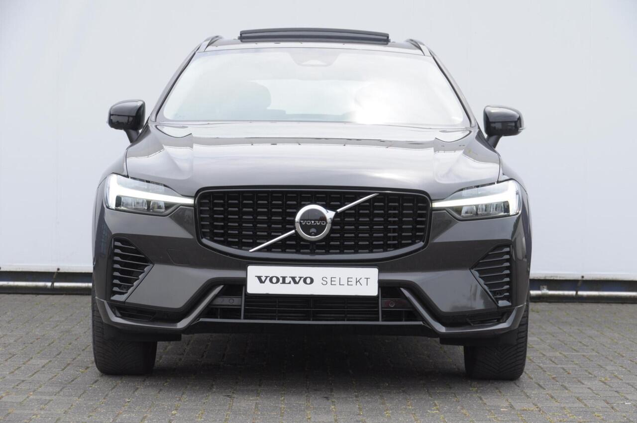 Volvo XC60 T6 350PK Automaat Plus Dark 360 camera / elektrisch bedienbare voorstoelen / Memory seats / stoelverwarming voor en achter/ stuurverwarming / BLIS