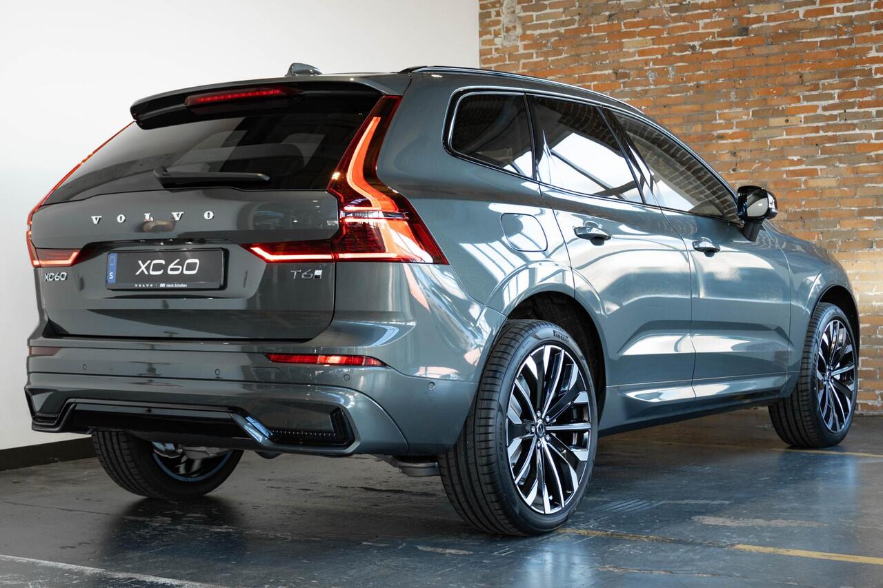 Volvo XC60 2.0 T6 Plug-in hybrid AWD Ultra Dark | Executive Line | Bowers & Wilkins | Luchtvering | Geventileerde Voorstoelen | Massagefunctie | 21" Lichtmetalen Wielen |