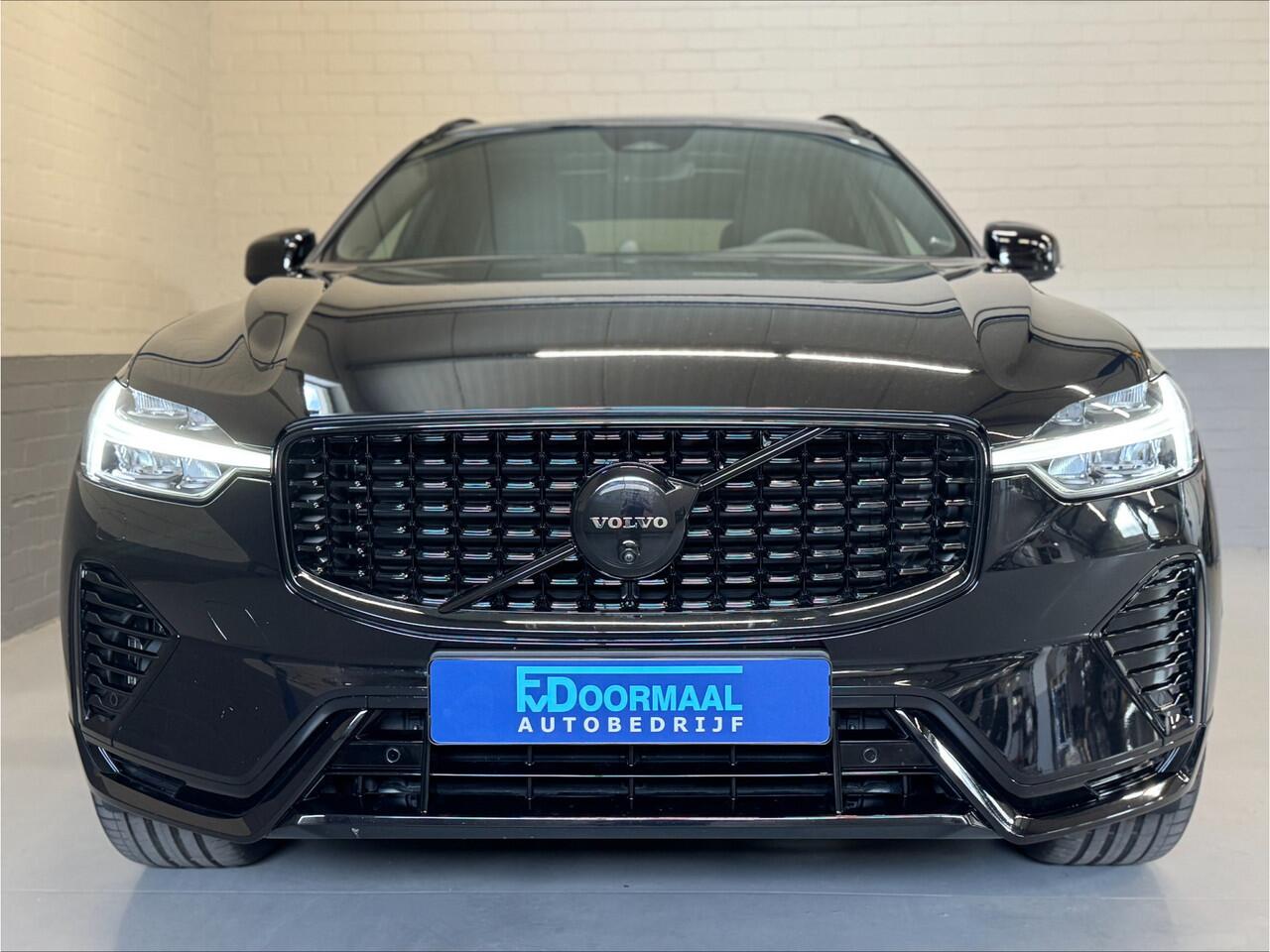 Volvo XC60 2.0 T8 Plug-in hybrid AWD Ultra Black Edition | Luchtvering | Bowers & Wilkins | Head Up | Trekhaak