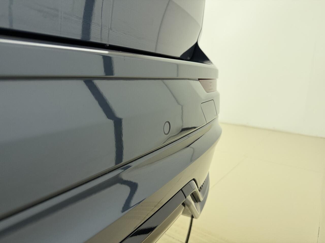 Volvo XC60 T8 455pk AWD Plus Dark / Head-up display / 360 camera / Harman en Kardon audio / 20'' /