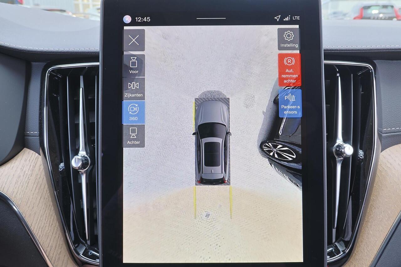 Volvo XC60 T8 Recharge AWD Ultra Dark - Panorama/schuifdak - IntelliSafe Assist & Surround - Massage&Ventilatie stoelen - 360º Camera - Harman/Kardon audio - Nappa leder - Adaptieve LED koplampen - Verwarmde voorstoelen, stuur & achterbank - Parkeersensoren voor & a