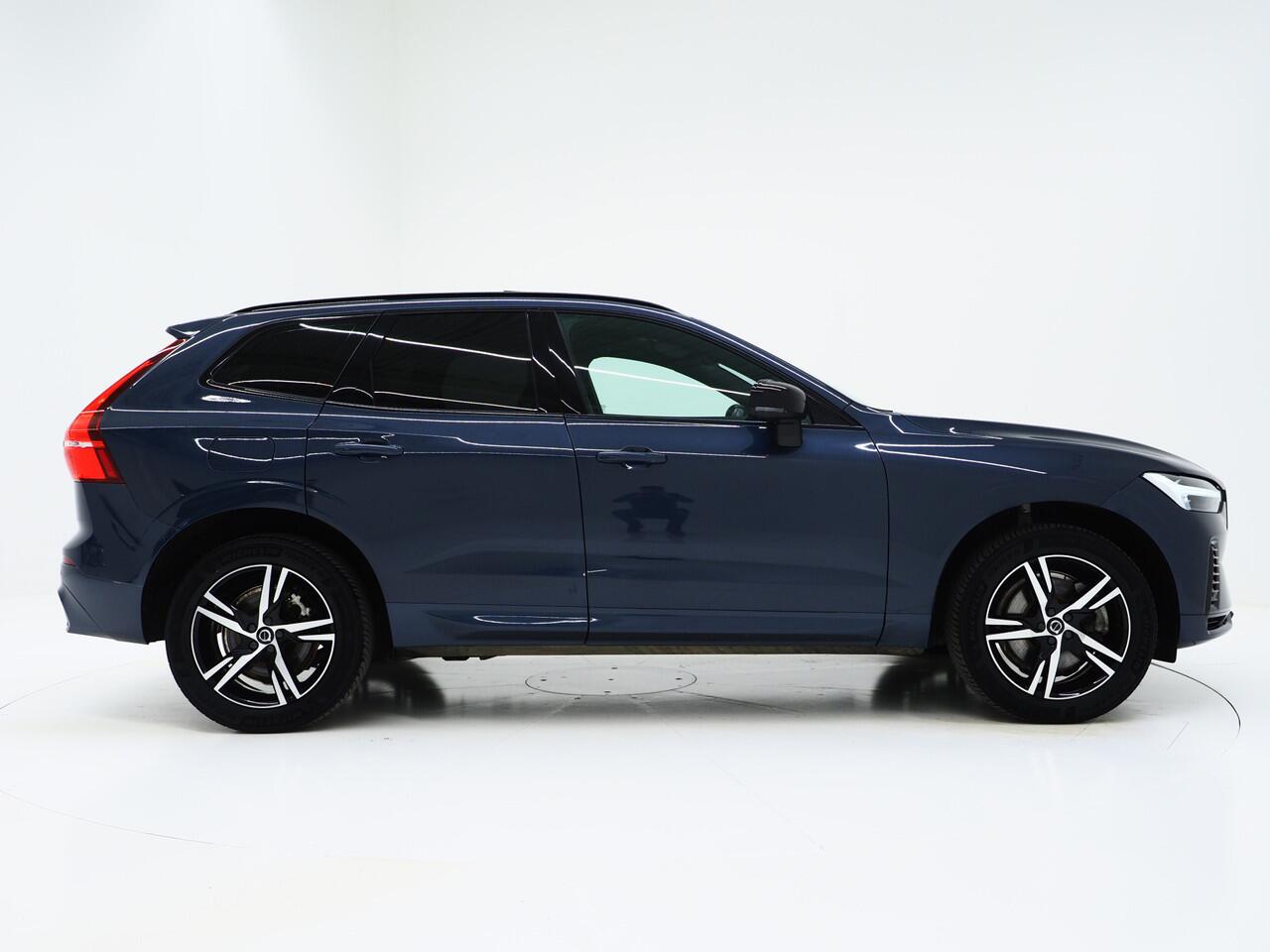 Volvo XC60 2.0 T6 Recharge AWD R-Design Long Range | Panoramadak | Keyless | Camera | Memory | Carplay
