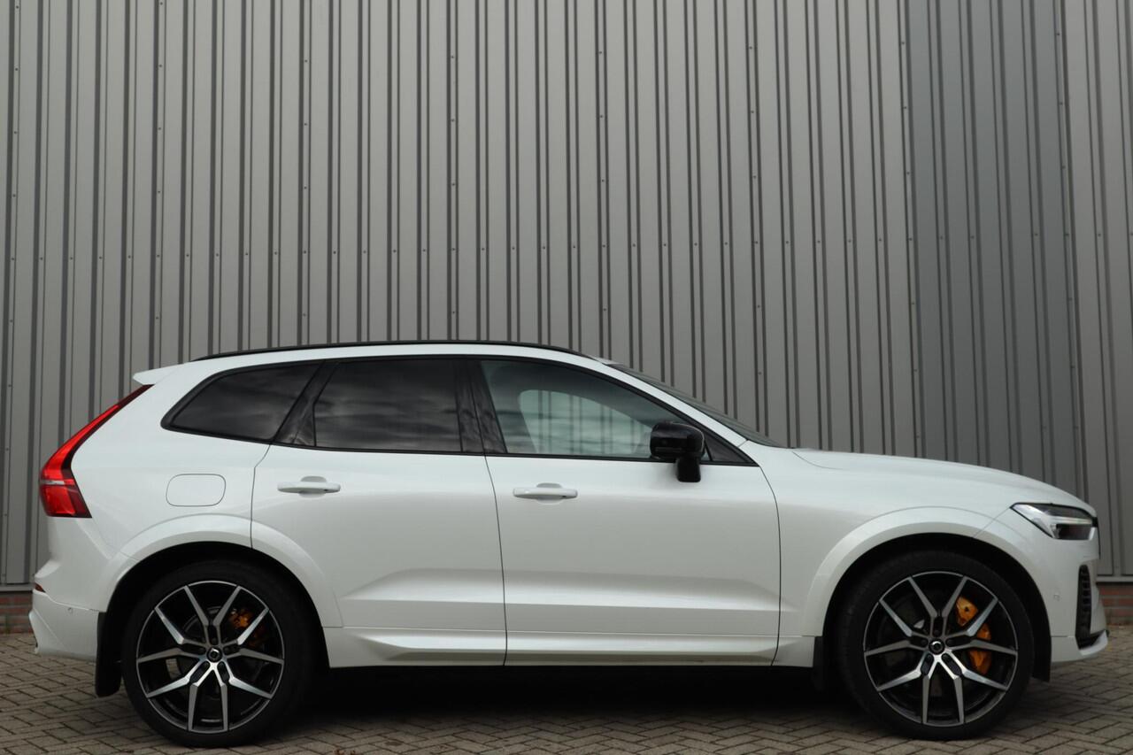 Volvo XC60 2.0 T8 Plug-in-hybrid AWD Polestar Engineered | 360-camera | Verstelbare schokdemping | Schuif/kanteldak | 22" velgen | BTW | Trekhaak |