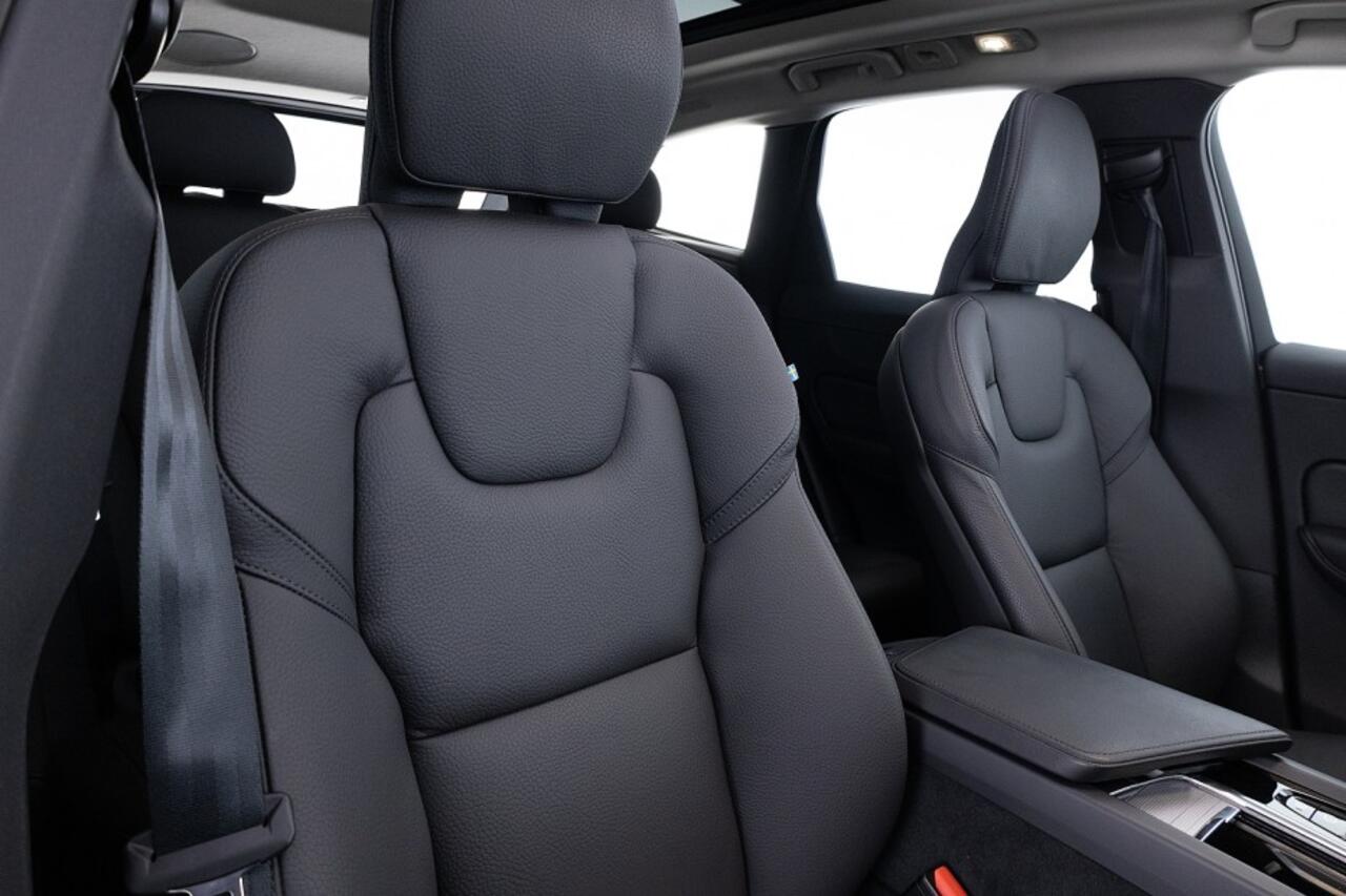 Volvo XC60 2.0 T8 Plug-in hybrid AWD Ultra Dark | SOH 99%