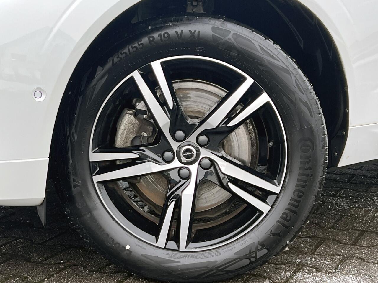 Volvo XC60 2.0 B4 R-Design | Pano | 360 Camera | Memory | Harman Kardon