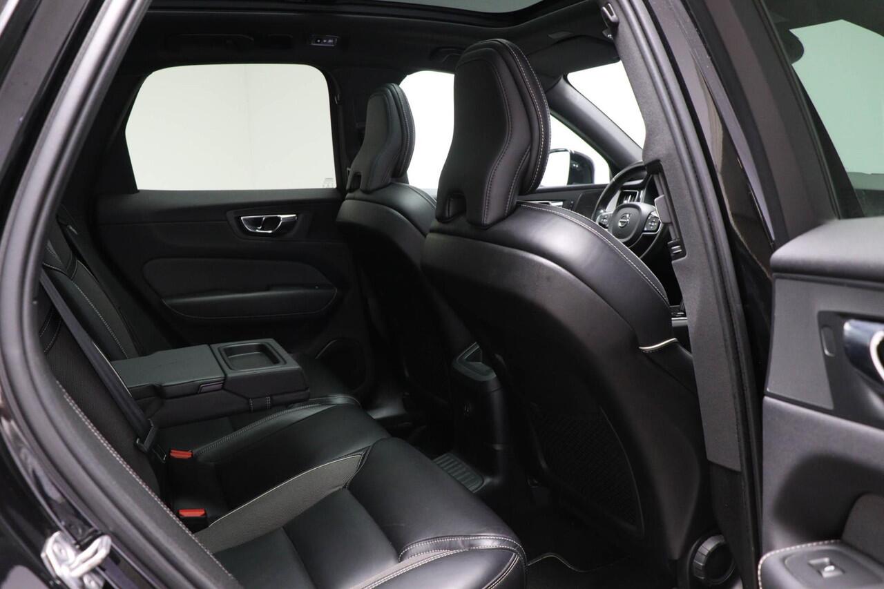 Volvo XC60 2.0 Recharge T6 AWD R-Design | PANORAMADAK | HEAD UP | 360 CAMERA | TREKHAAK | LIGHTNING / LOUNGE- PACK