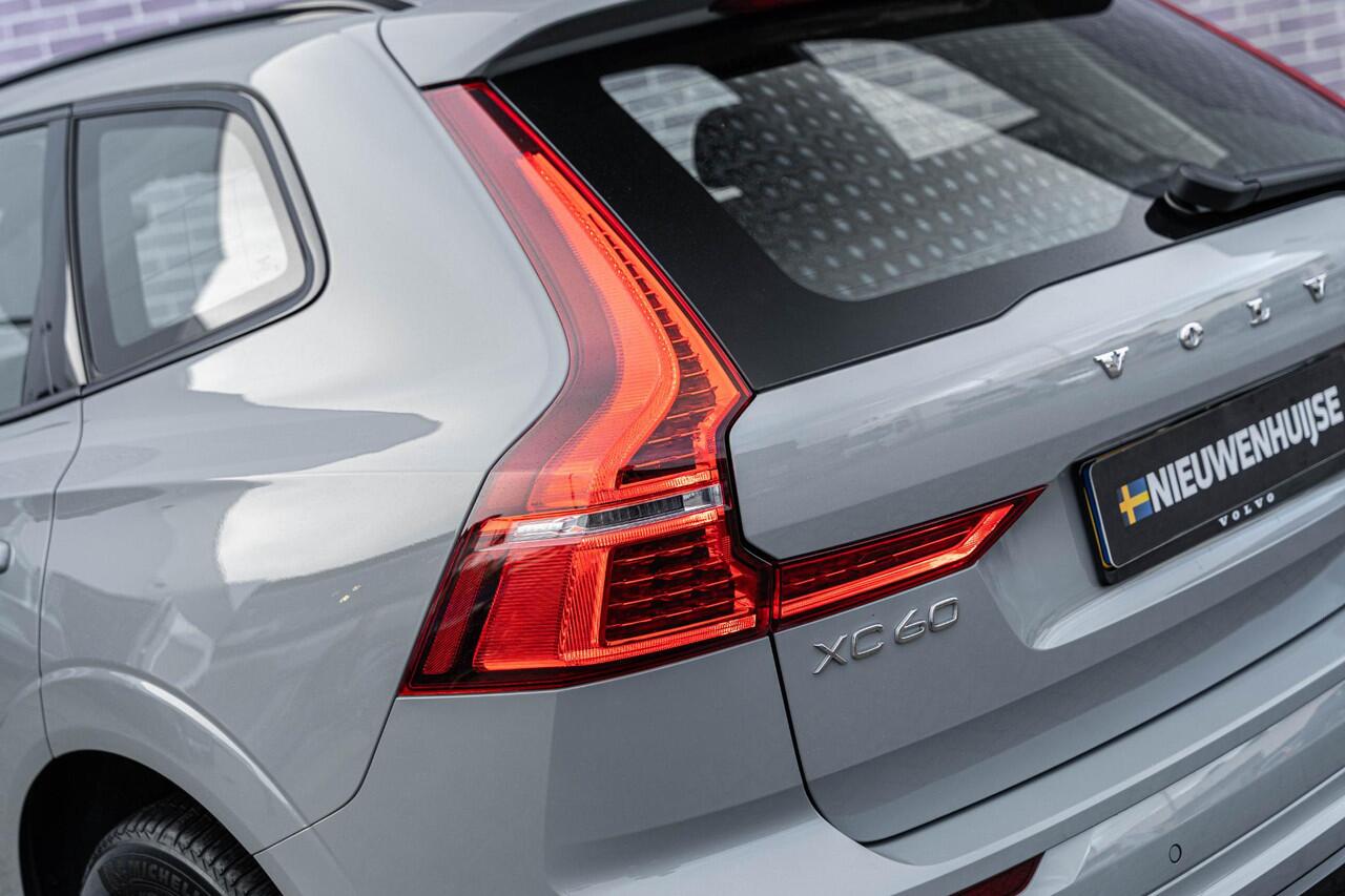 Volvo XC60 2.0 T6 Plug-in hybrid AWD Plus Dark | Trekhaak | 360 camera | Adaptive Cruise Control | Google Maps navigatie | Panoramadak | Verwarmbare achterbank/voorstoelen/stuurwiel | Elektrische stoelverstelling | Dodehoekdetectie |