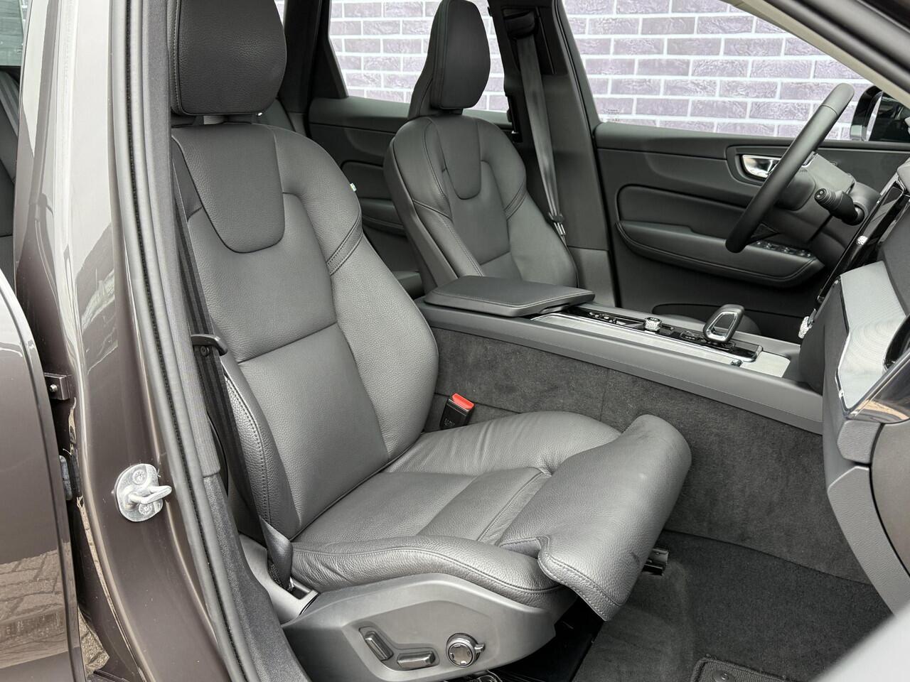 Volvo XC60 2.0 T6 Plug-in hybrid AWD Plus Dark | Adaptive cruise control | 360° camera | Trekhaak | Stoel- en stuurverwarming | Dode hoek detectie BLIS |