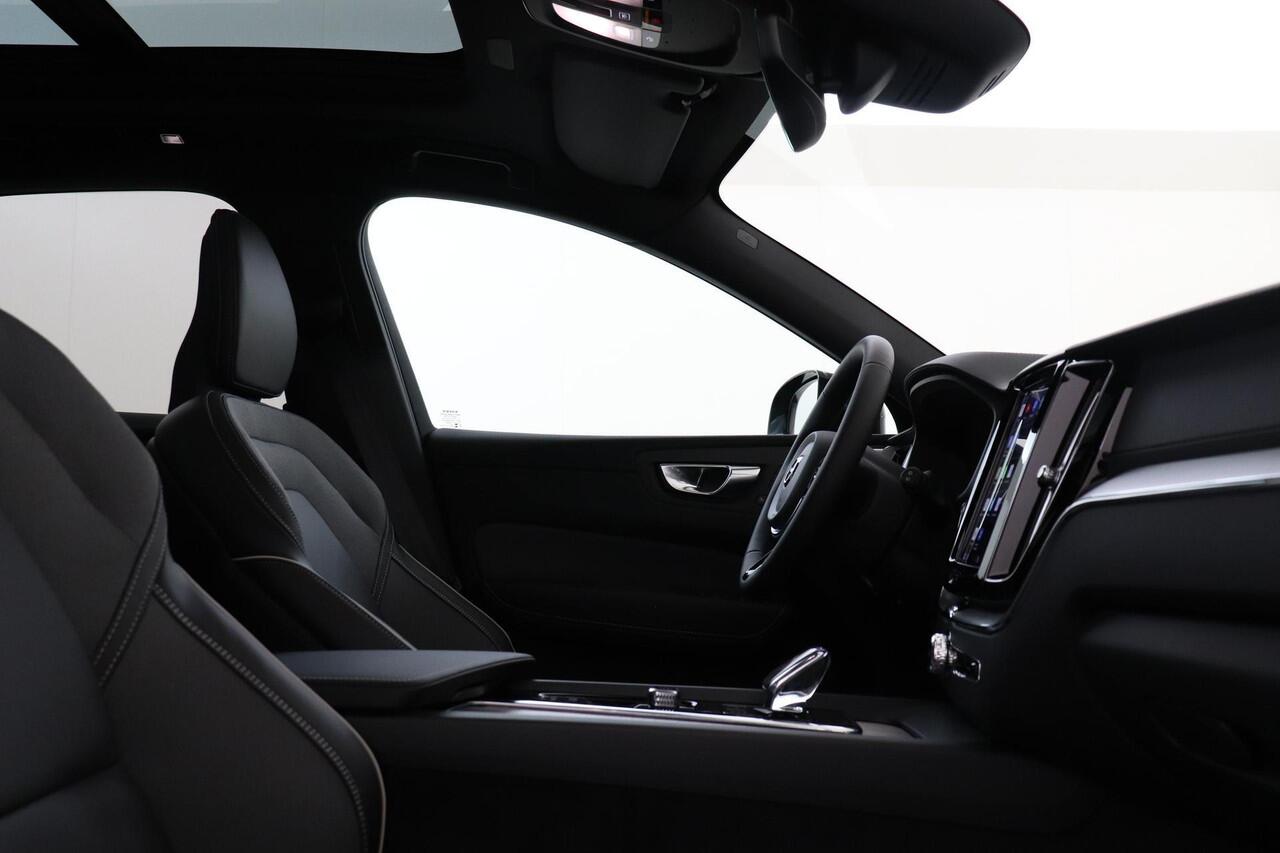 Volvo XC60 T6 RECHARGE AWD ULTRA BLACK EDITION -PANO.DAK|360°CAM|LUCHTVERING|BOWERS&WILKINS