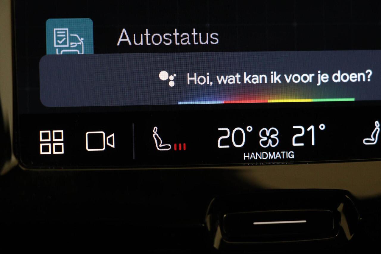 Volvo XC60 B4 Ultimate Dark | TREKHAAK | LEDER | STOELVERWARMING | DAB | APPLE