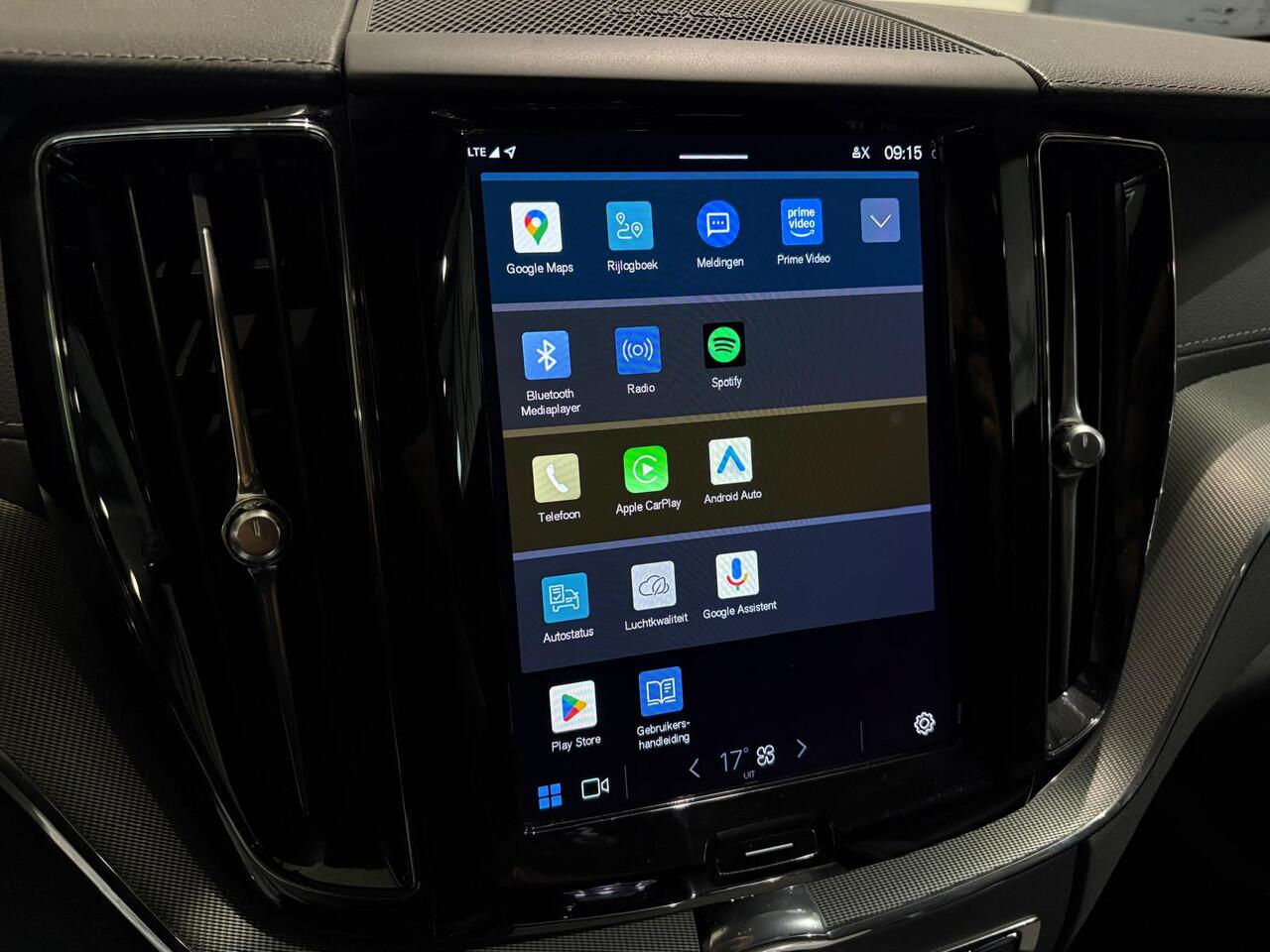 Volvo XC60 T6 Aut. LongRange Ultimate Bright ACC Leder Parkeercamera 350pk