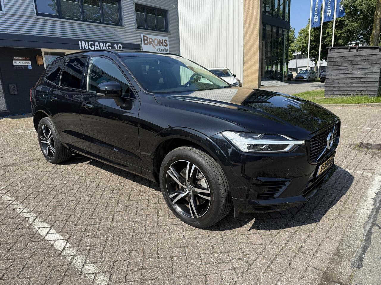 Volvo XC60 2.0 plug-in T6 AWD R-Design Trekhaak l CarPlay l Pano