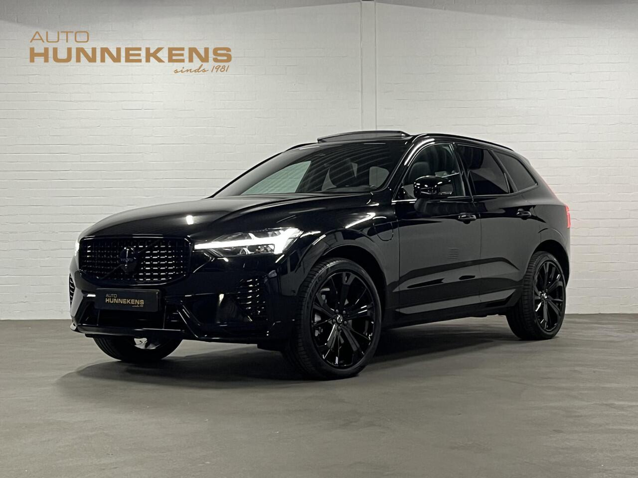 Volvo XC60 2.0 T6 Plug-in hybrid Black Edition | Open dak | Trekhaak | Long range | Adapt. Cruise control | Harman/Kardon |