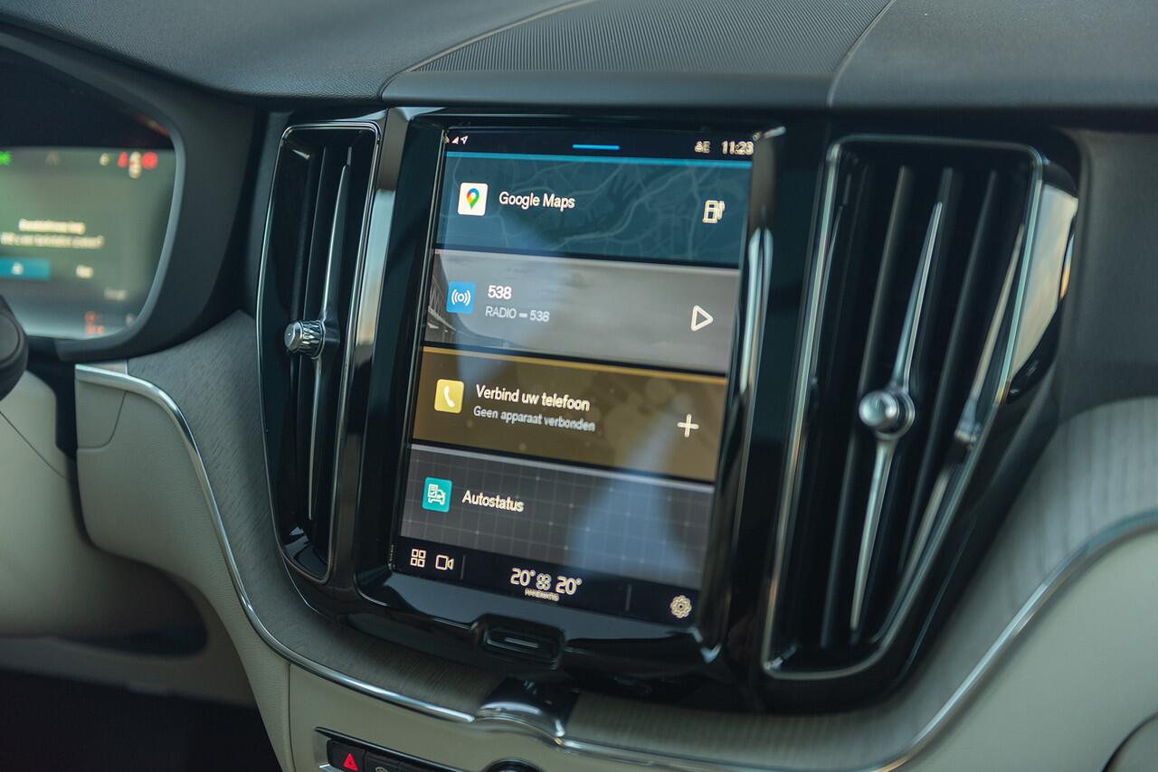 Volvo XC60 T6 Aut. Long Range Plus Bright Leder ACC 360Camera 350pk