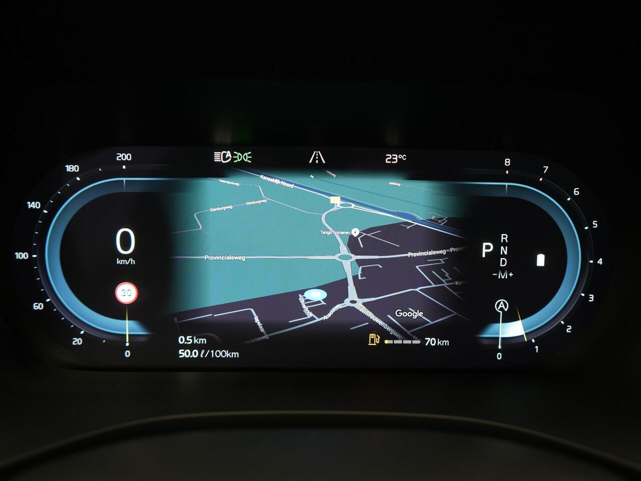 Volvo XC60 B4 R-Design Automaat 198pk Dealer O.H | Trekhaak Af Fabriek | Panodak | Camera | Lederen Sportstoelen Memory & Verwarmd | Cruise Control | Apple Carplay | Keyless | Google Assistant & Maps | Virtual | DAB |