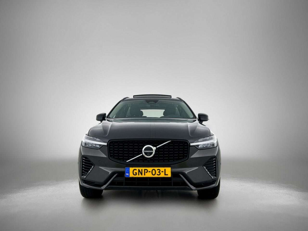 Volvo XC60 2.0 T6 Dark | Pano | trekhaak | Memory Seats | BLIS |