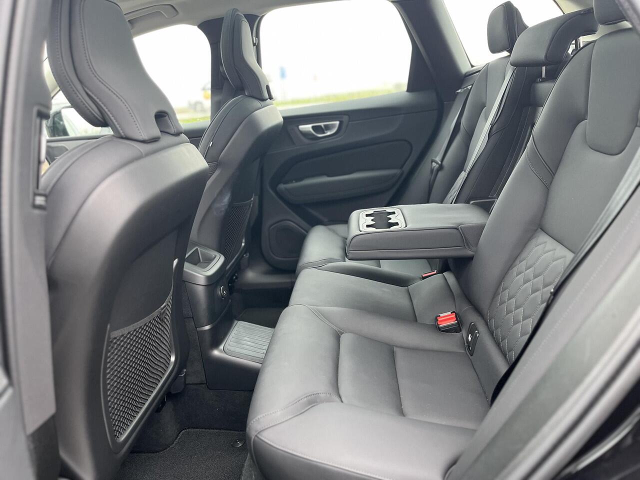 Volvo XC60 T6 Plug-in hybrid AWD Ultra Dark | Harman Kardon | Panoramadak | Trekhaak |