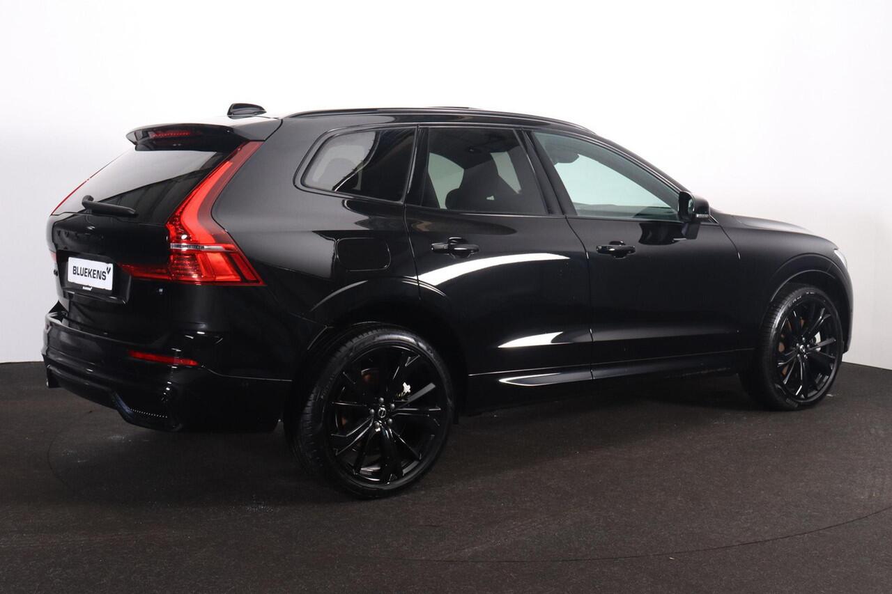Volvo XC60 T6 Recharge AWD Ultra Black Edition - Panorama/schuifdak - IntelliSafe Assist & Surround - 360º Camera - Harman/Kardon audio - Adaptieve LED koplampen - Verwarmde voorstoelen, stuur & achterbank - Parkeersensoren voor & achter - Elektr. bedienb. voorstoel