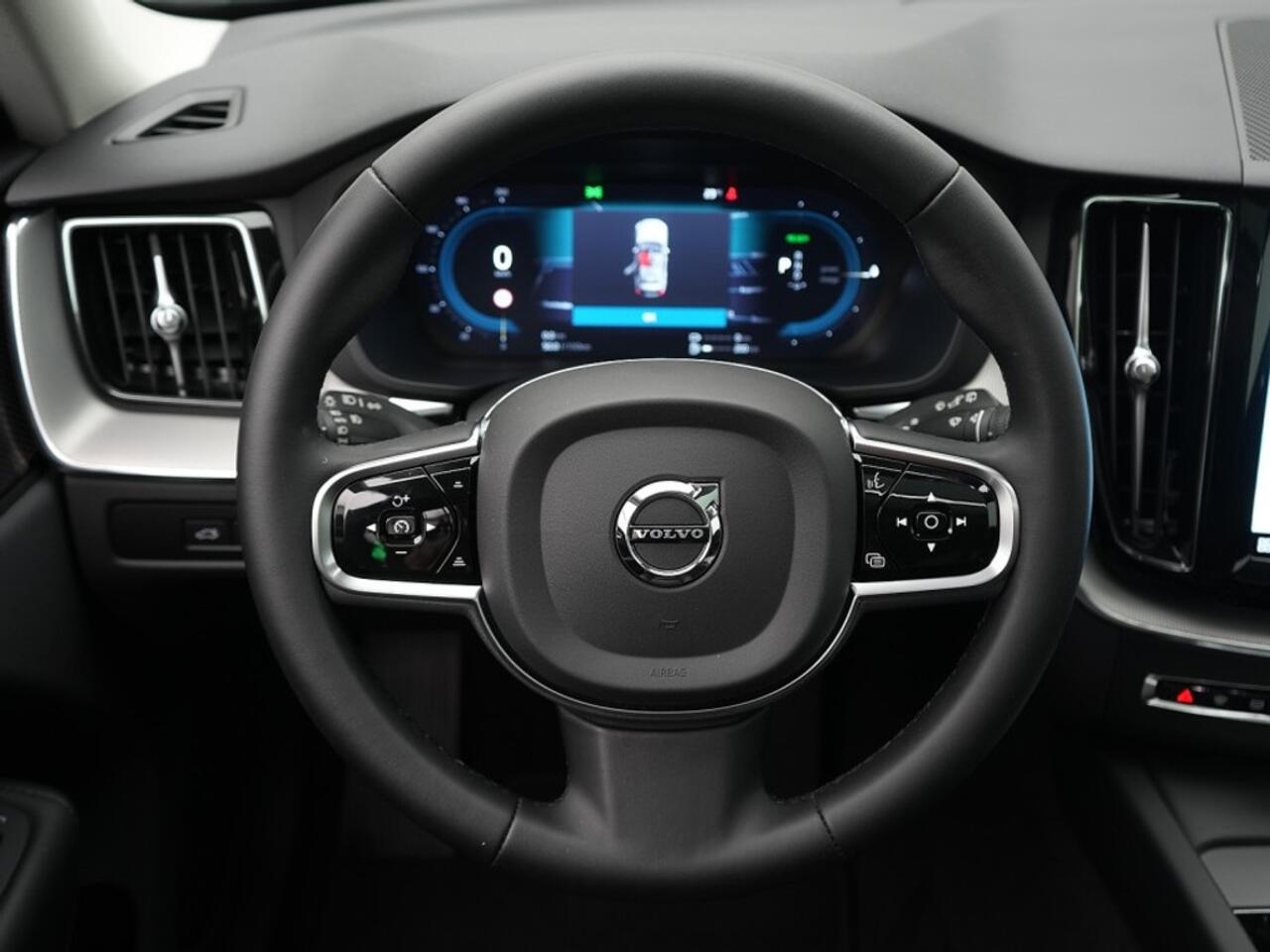 Volvo XC60 2.0 T8 Plug-in hybrid AWD Plus Dark Panoramadak