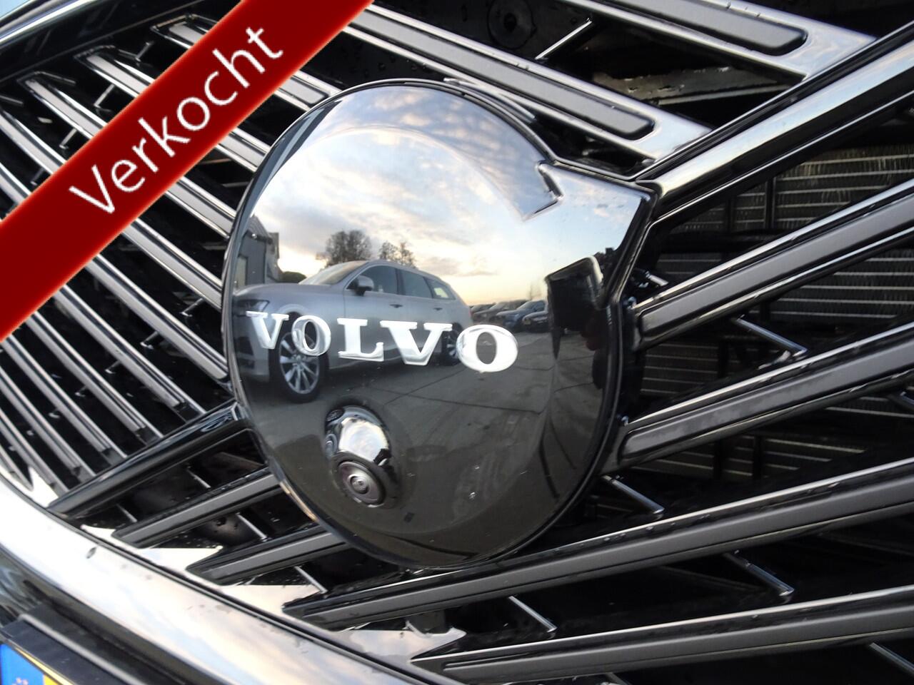 Volvo XC60 2.0 T6 Plug-in hybrid AWD Plus Black Ed MY 2026