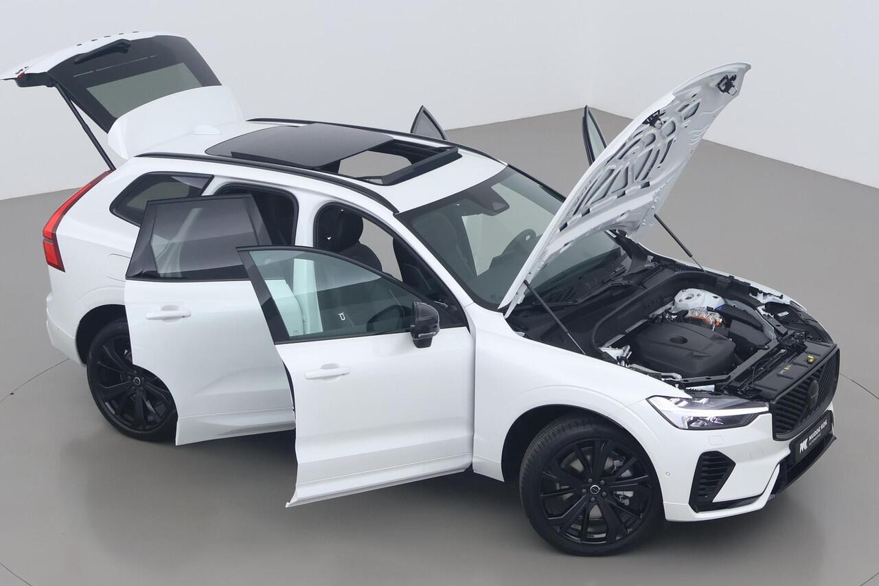 Volvo XC60 T6 Plug-in hybrid Ultra Black Edition | FACELIFT | Trekhaak | Head-Up | 21 Inch | ACC | 360° Camera | Panoramadak