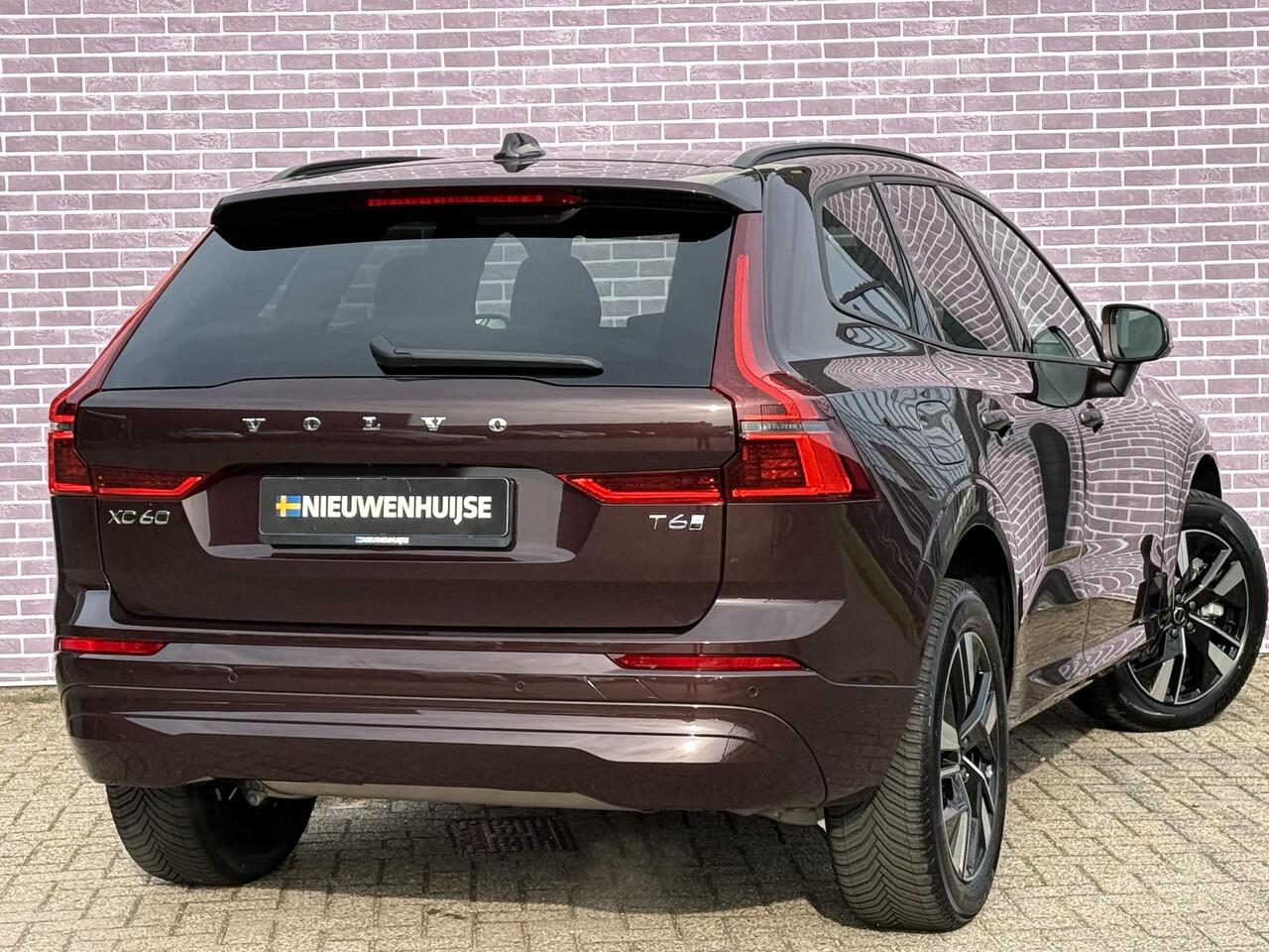 Volvo XC60 2.0 T6 Plug-in hybrid AWD Essential | Climate | Adaptive Cruise controle | Blis | Stoel + stuur verwarming | All season banden | Park Assist | Getint Glas |
