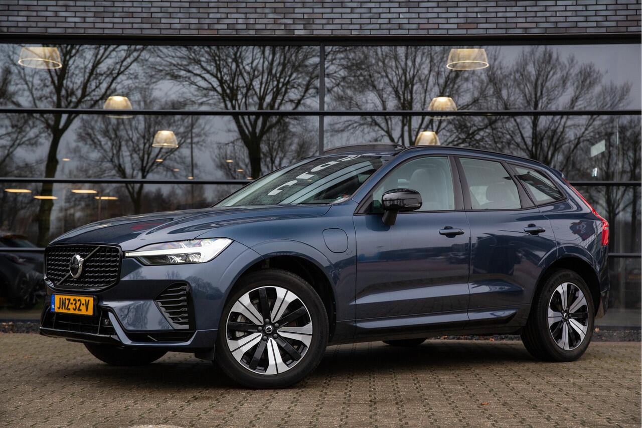 Volvo XC60 2.0 T6 Plug-in hybrid AWD Plus Dark , Panoramadak, Carplay,