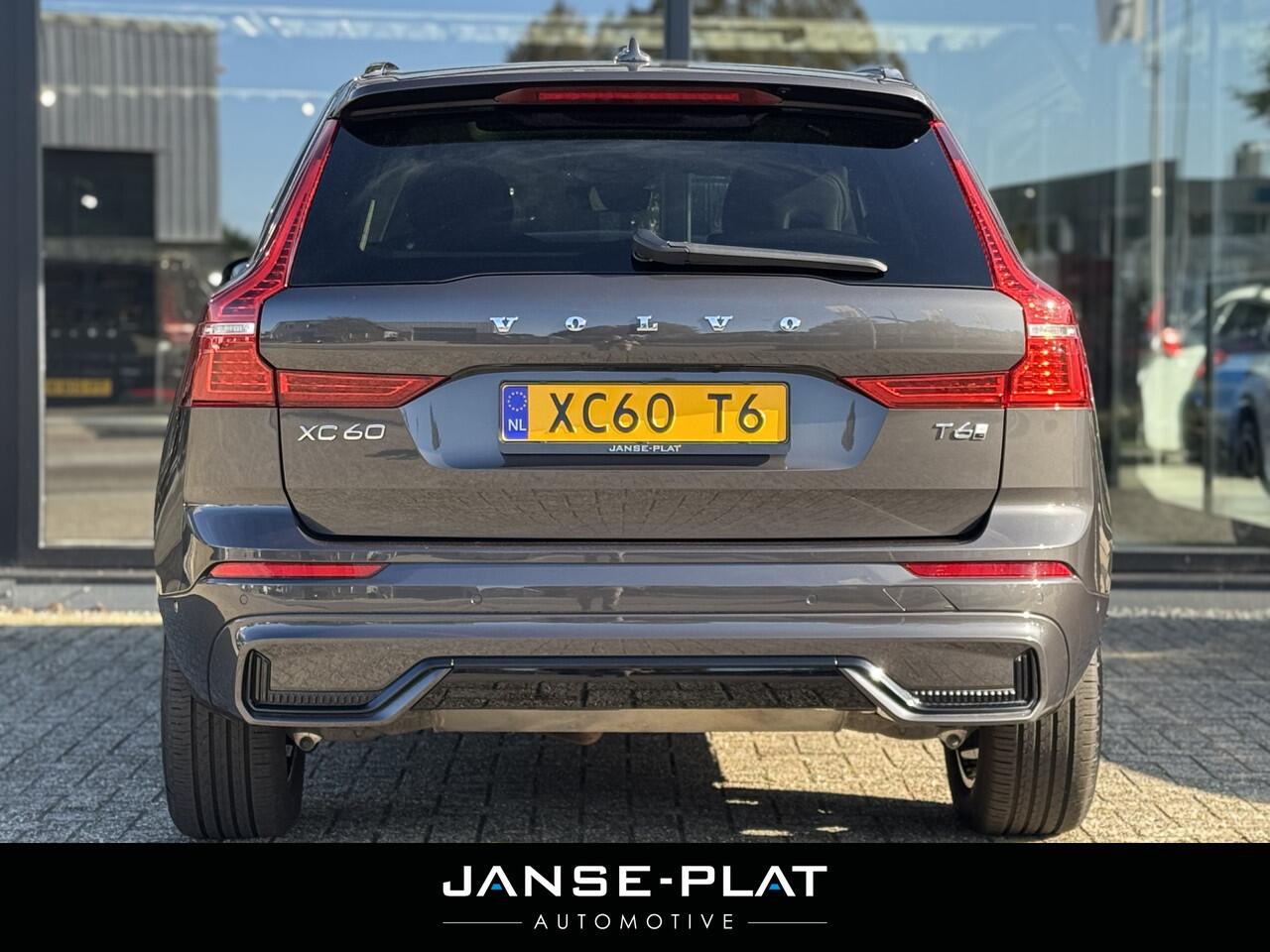 Volvo XC60 2.0 T6 Plug-in hybrid AWD Plus Dark | Pano | 360 Cam | Leder | Harman/Kardon |