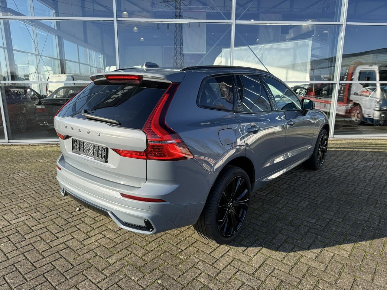 Volvo XC60 2.0 T6 Plug-in hybrid AWD R-Design